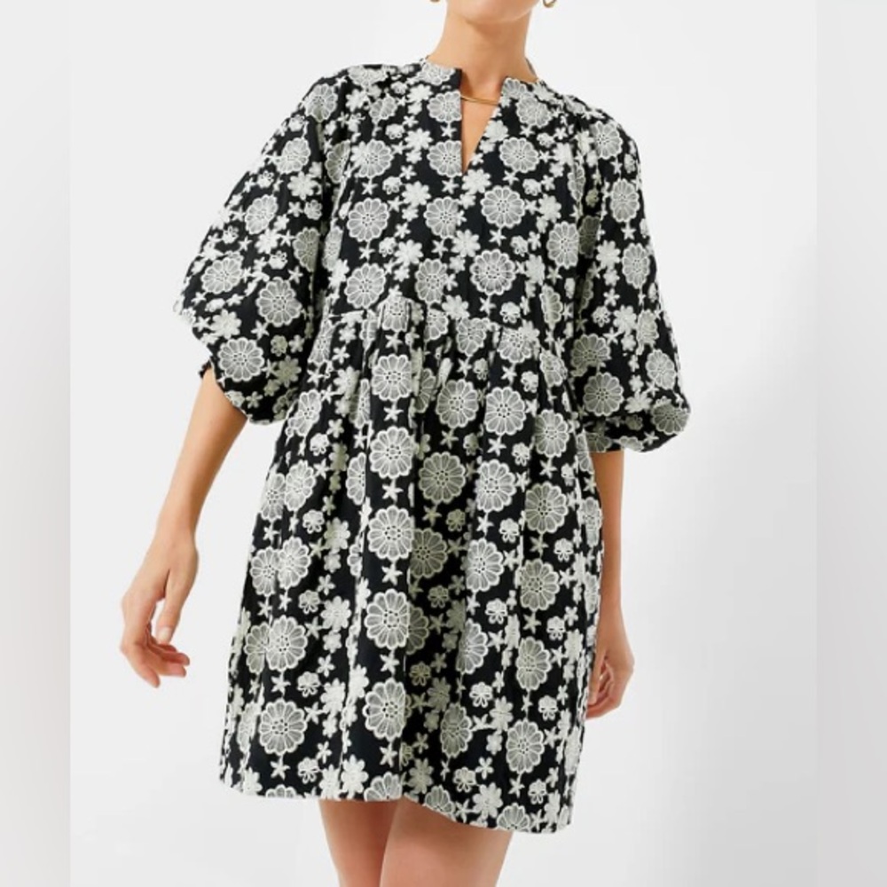 NWT Hyacinth House Black & Ivory Eyelet Kathleen Long Sleeve Dress